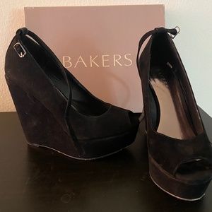 Black bakers platform size 7